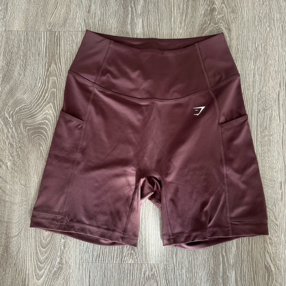Gymshark shorts with pockets - Picture 1 of 4